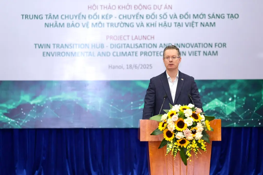 trung tâm chuyển đổi kép