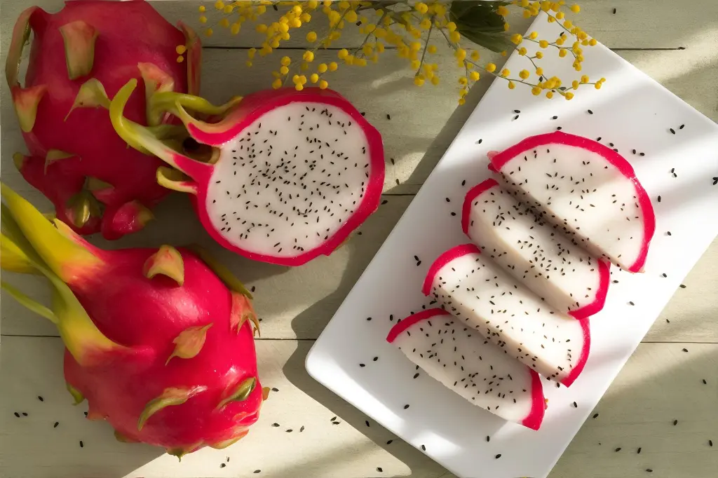 dragon-fruit-1.webp